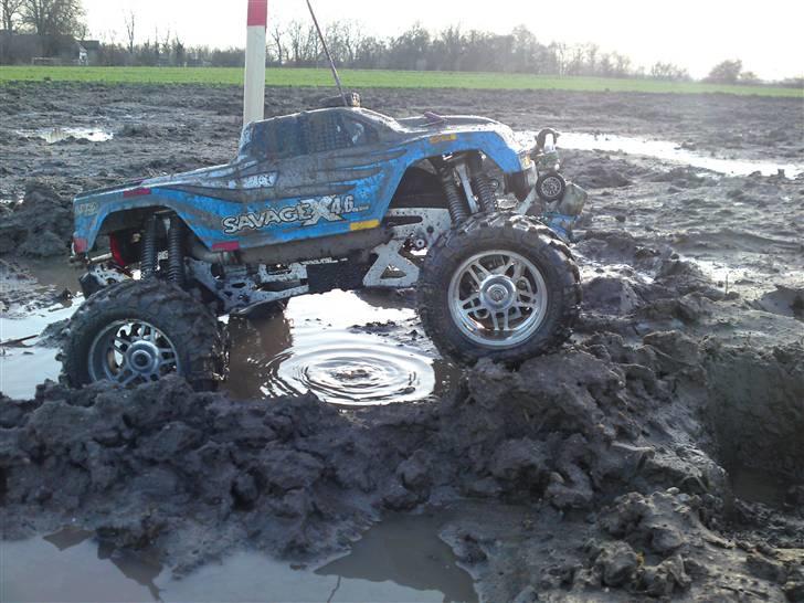 Off-Roader Hpi Savage x 5.9 Alu - Sikke en opgave det var og gøre den ren efter den tur billede 1