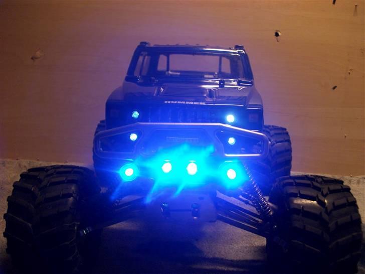 Off-Roader Hpi Savage x 5.9 Alu - Det samme bliver lavet i bag bare i rød når jeg når så langt billede 11