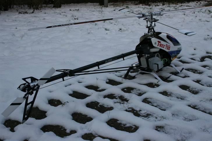 Helikopter             T-Rex 700 L E billede 3