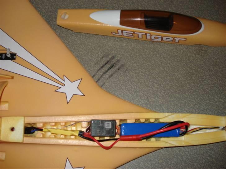Fly HK-jettiger...SMADRET... billede 10