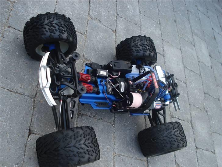 Off-Roader Traxxas Revo 3.3 billede 17