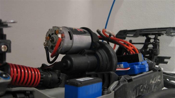 Truck Traxxas E-Revo Solgt !  billede 4