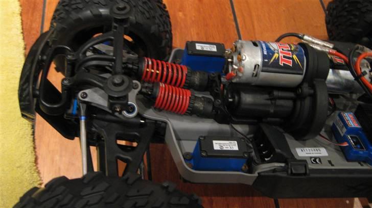 Truck Traxxas E-Revo Solgt !  billede 7