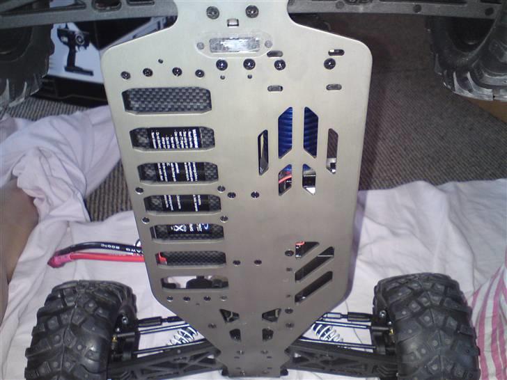 Off-Roader stealth X09 BRUSHLESS - bundplade billede 11