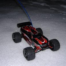 Off-Roader e-revo vxl 1/16 