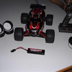 Off-Roader e-revo vxl 1/16 