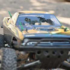 Off-Roader traxxas slash 1/10