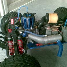 Bil Traxxas T-Max(solgt)