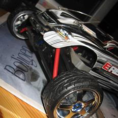 Off-Roader Traxxas E-Revo VXL 1/16