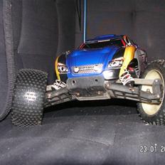 Bil Traxxas xl- 5 Rustler 