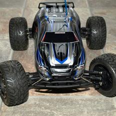 Off-Roader Traxxas 1/16 E-Revo VXL