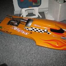 Båd Arrow Shark