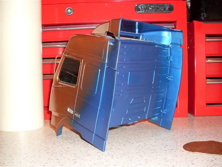 Lastbiler Volvo FH12 420 - Bagsiden af førehuset :-) billede 15