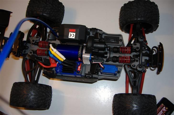 Off-Roader e-revo vxl 1/16  billede 8