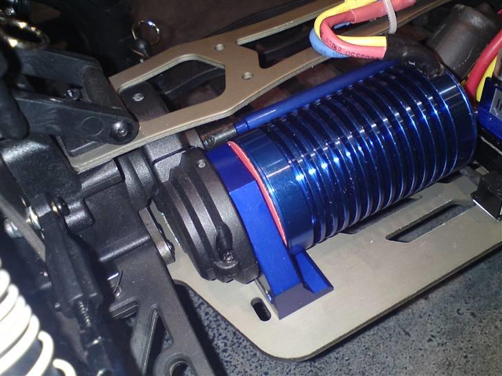 Off-Roader stealth X09 BRUSHLESS - alu billede 15