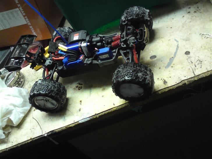 Off-Roader e-revo vxl 1/16  billede 18