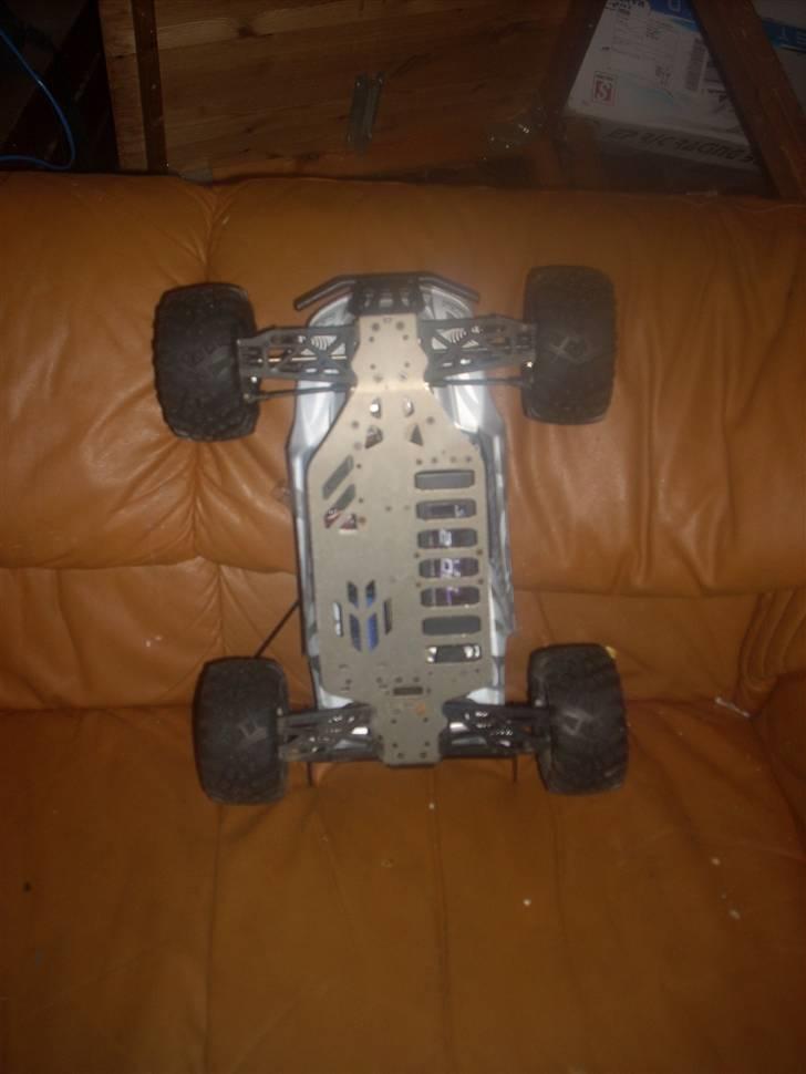 Off-Roader Stealth x09 brushless RTR - stejler vildt! :-D billede 3