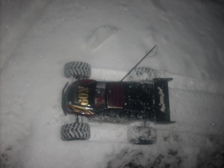 Off-Roader Stealth x09 brushless RTR - lige ude og køre i sneen!! :-D billede 7