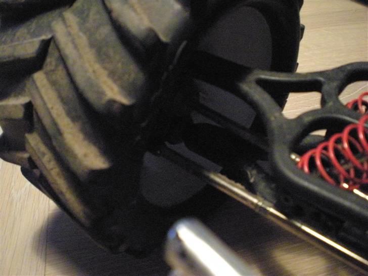 Bil Traxxas E-Maxx billede 11