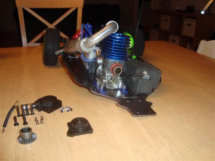 Bil Bazooka.1 billede 11