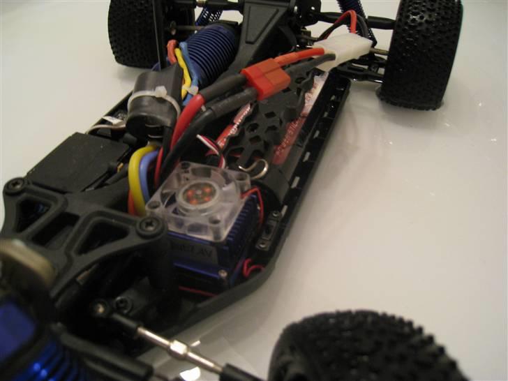 Buggy rocket brushless SOLGT billede 12