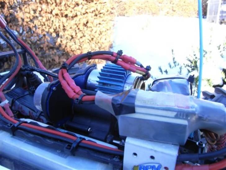 Truck E-maxx billede 6