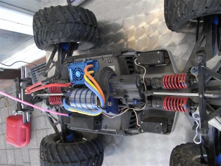 Truck E-Revo #Solgt# billede 5