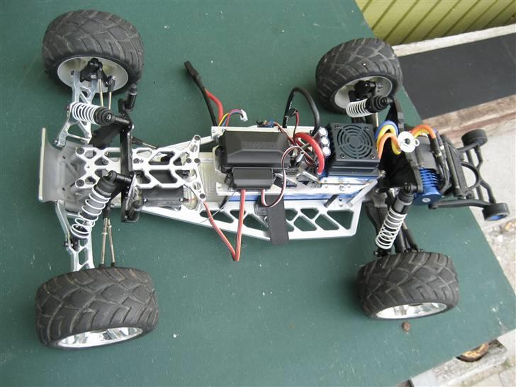 Buggy Traxxas Hustler BYTTET - "top"nice billede 5
