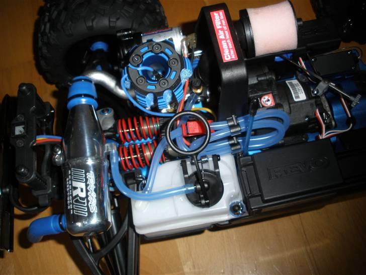 Bil revo 3.3 billede 8