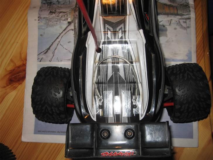 Off-Roader Traxxas E-Revo VXL 1/16 - Nogen der kan hjælpe mig med og sætte hjulene lige?? billede 12
