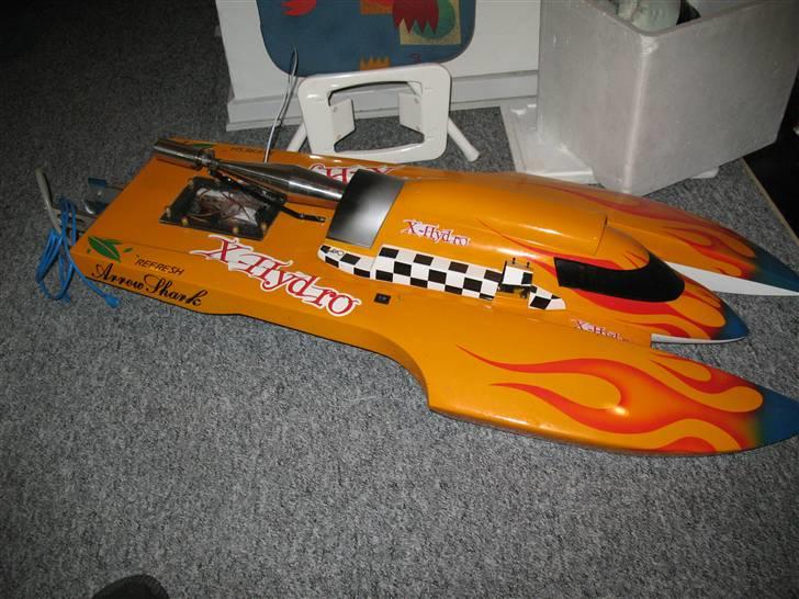 Båd Arrow Shark billede 1