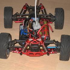 Off-Roader Associated RC18MT Alu