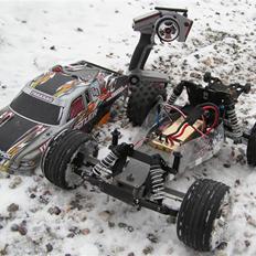 Off-Roader traxxas rustler ezrun