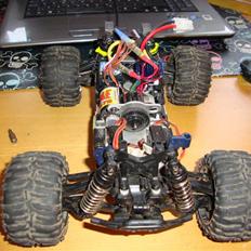 Off-Roader team losi mini lst