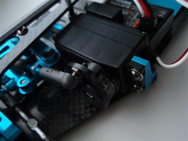 Bil Tamiya TRF 416 - Futaba S9550 Servo billede 11