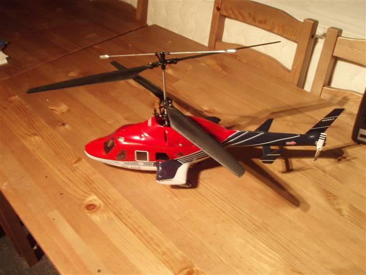 Helikopter Art-Tech Redwolf 2.4GHZ R billede 6