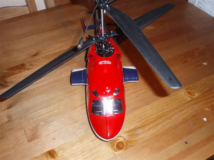 Helikopter Art-Tech Redwolf 2.4GHZ R billede 10