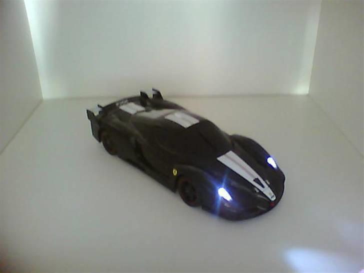 Bil xin qiang - ferrari FXX - ik så god kvali men beholdte det pågrund af at det ser fed ud billede 3