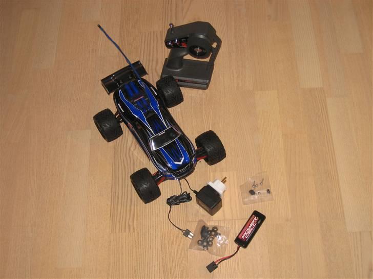 Truck E-revo 1/16 VXL billede 1