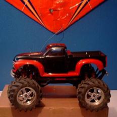 Truck E-maxx Brushless