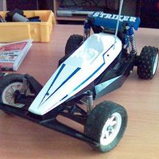 Buggy Tamiya Striker (Mod)