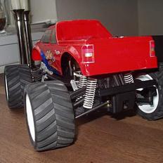 Bil 1:18 MRX-4 / Mini Quake