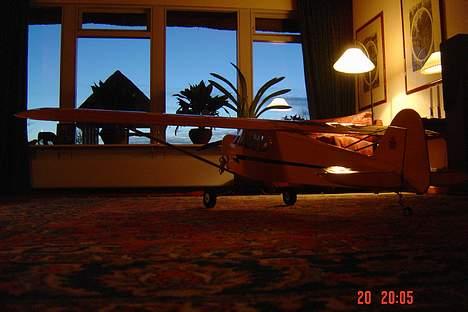 Fly Kyosho SQS Piper J-3 Cub billede 5