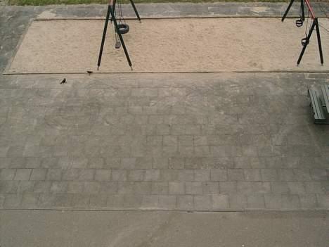 Bil Yokomo MR4TC Speciel - var lige ude og lege lidt :) det kostede næsten et sæt dæk ... men cool at kunne lave streger med en el bil .. billede 8