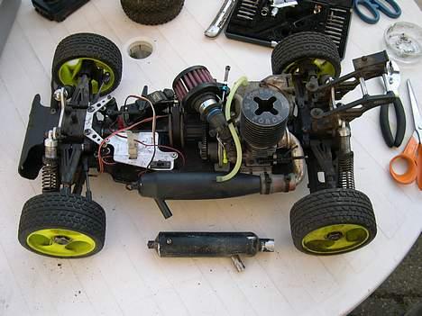 Buggy Carson Offroadfighter 2 - Købte en Tunpotte og en Fail safe. Den gamle ligger ved siden af billede 9