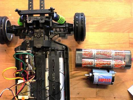 Bil Kyosho alpha 3 ep Drift - bil, nye batterier og gammel motor. billede 6