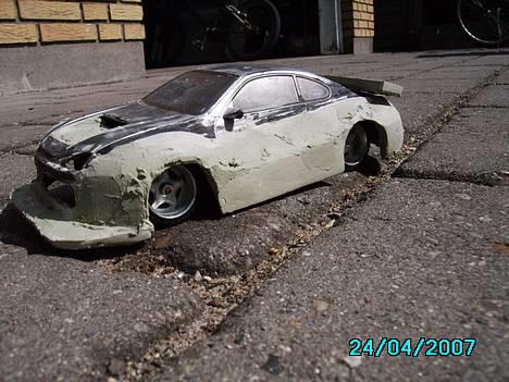 Bil Nissan Silvia - Der mangler stadig rigtig meget slibe og spartelarbejde ! billede 2