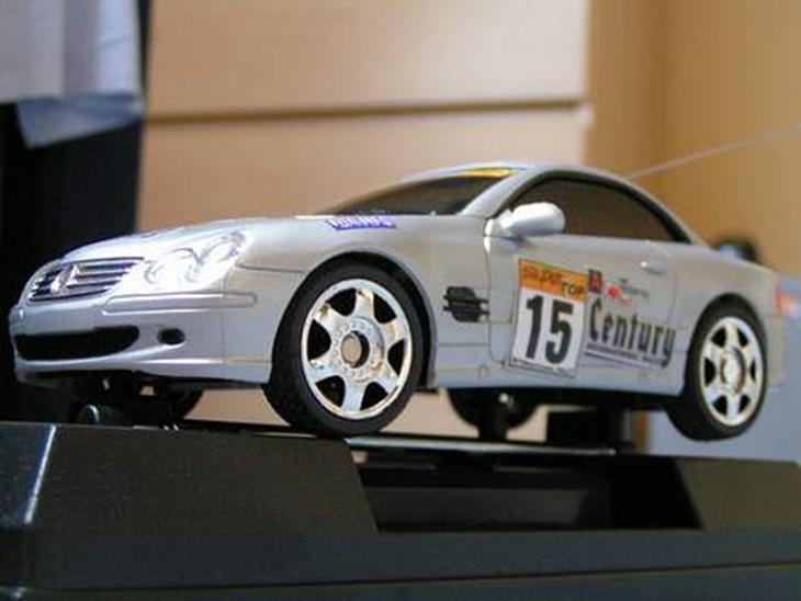 Bil Mercedes - Bilen på standeren billede 1