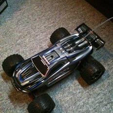 Off-Roader Traxxas 1/16 E-revo
