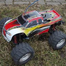 Off-Roader Traxxas T-maxx